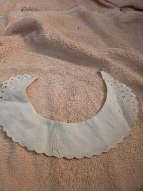 Vintage Swisscraft Girls Collar Size 8